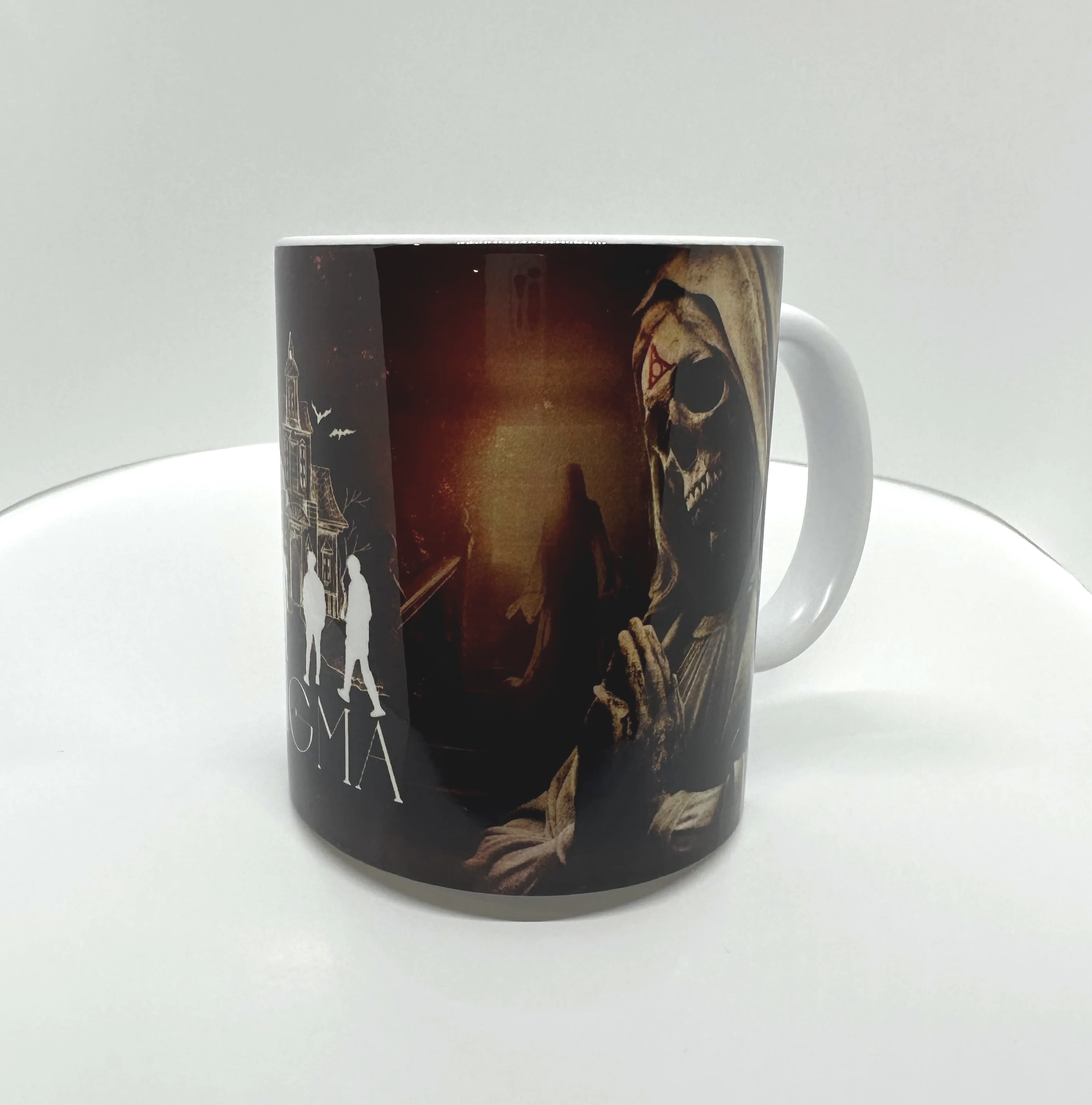 Le Mug Enigma : Le Gardien des Ombres